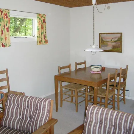 Two-bedroom Holiday In Vaeggerlose 6 Semesterbostad